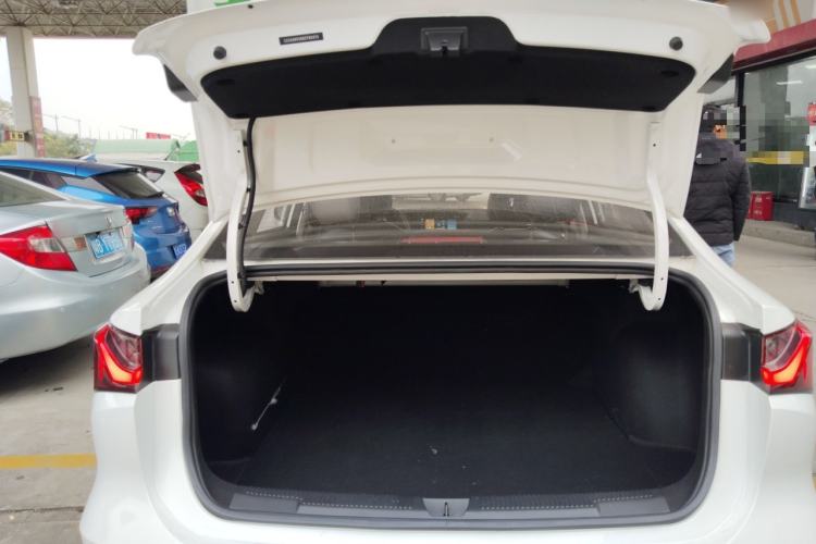 Used Roewe i5 2024 1.5L CVT Luxury Edition