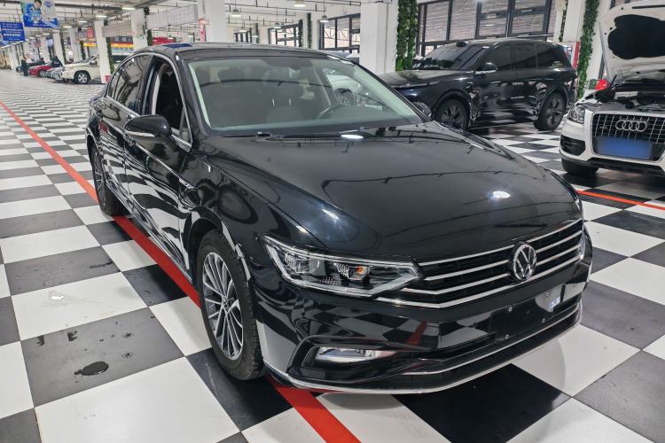 Used Volkswagen Magotan 2020 330TSI DSG Luxury Edition
