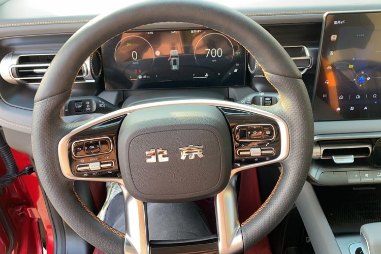 Used  BJ40 2024 2.0T All-New Urban Hunter Edition Chivalrous Style
