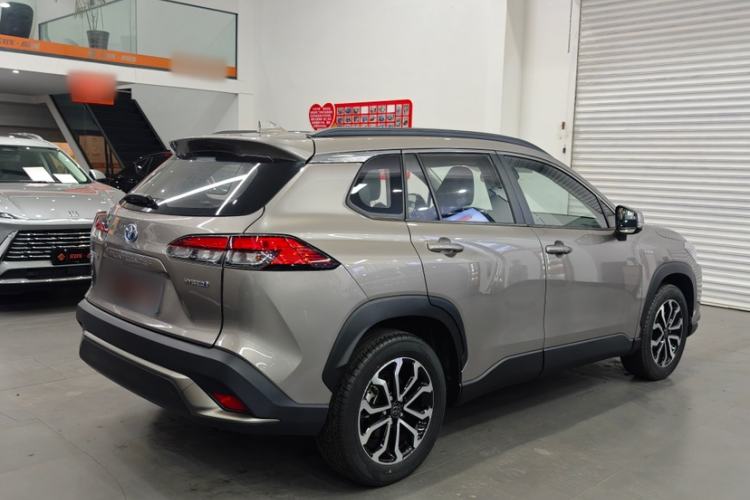 Used Toyota FRONTLANDER 2023 2.0L Smart Electric Hybrid Dual-Engine Deluxe Version
