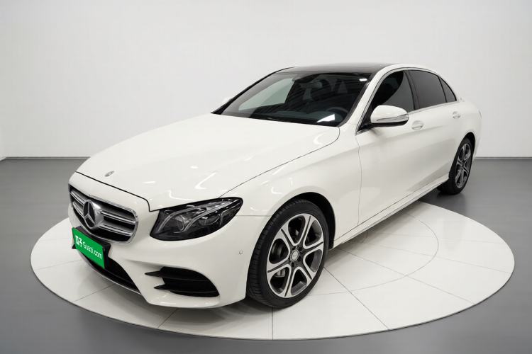 Used Mercedes-Benz E-Class 2016 E 300 L Sporty and Stylish Model
