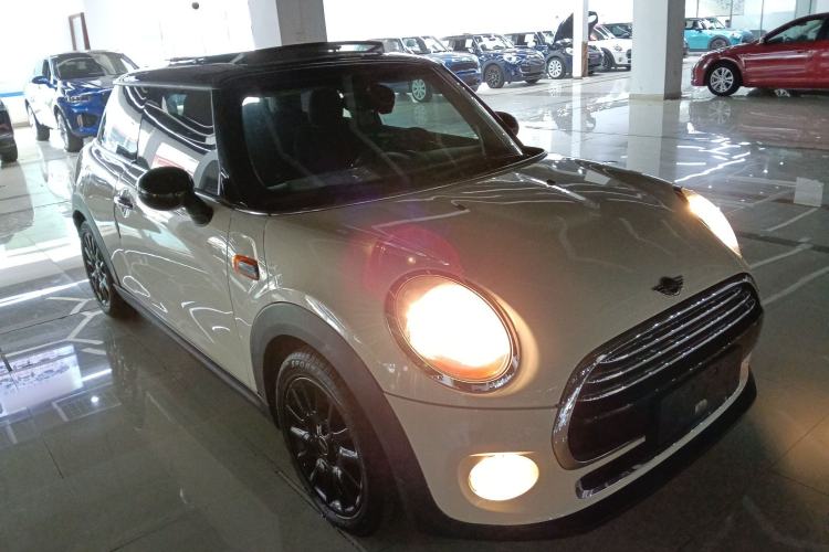 Used  MINI 2016 1.5T COOPER
