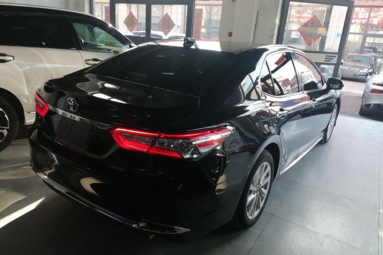 Used Toyota Camry 2023 2.0G Luxury Edition