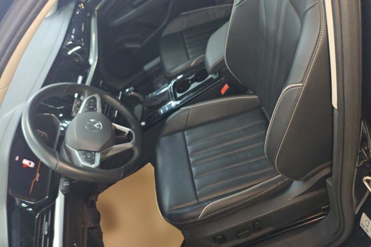 Used Volkswagen Passat 2022 330TSI Elite Edition Custom Version
