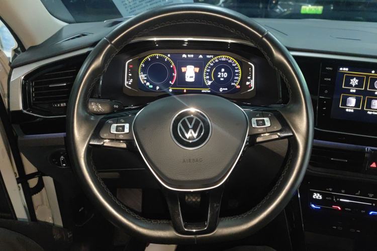 Used Volkswagen Tayron 2021 330TSI Two-Wheel-Drive 3rd Anniversary Limited Edition