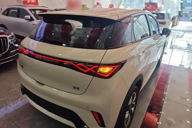 Used BYD Dolphin 2025 420km Free Edition
