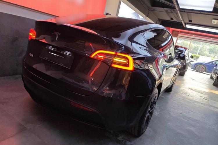 Used Tesla Model Y 2024 Rear-Wheel-Drive Version
