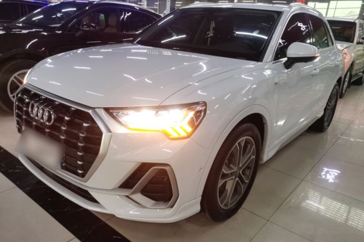 Used Audi Q3 2021 40 TFSI Fashion Dynamic Model