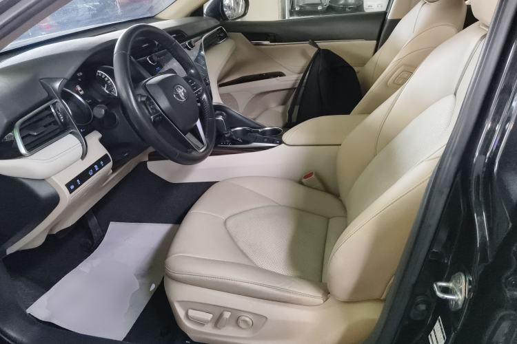 Used Toyota Camry 2019 2.0G Luxury Edition China VI Standard
