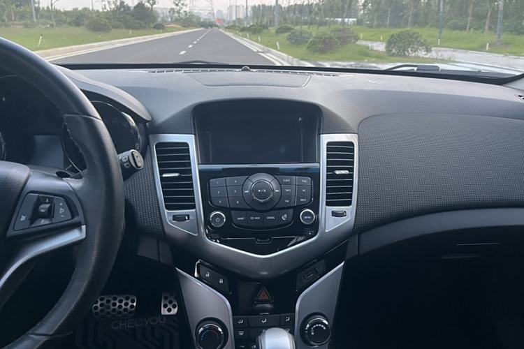 Used Chevrolet Cruze 2013 Hatchback 1.6T Automatic Flagship Model
