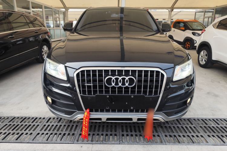 Used Audi Q5 2017 Plus 40 TFSI Technology Model