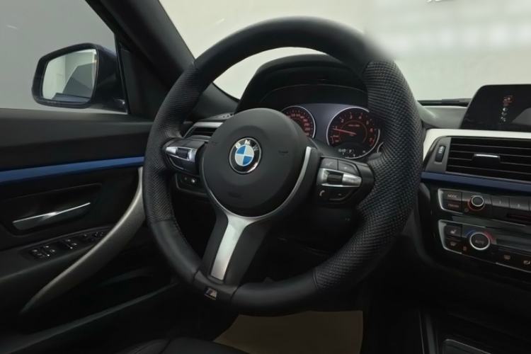 Used BMW 3 Series GT 2017 320i M Sport
