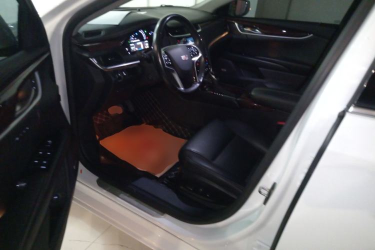 Used Cadillac XTS 2016 28T Luxury Version
