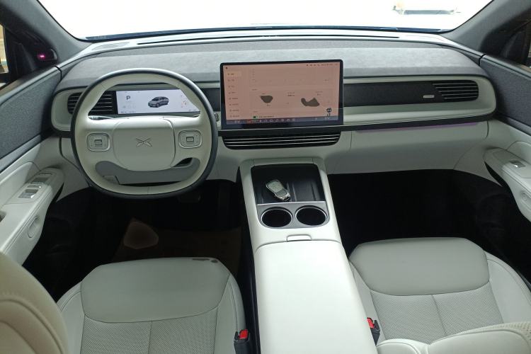 Used XPeng G6 2023 580 Long-Range Pro
