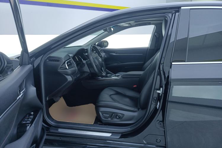 Used Toyota Camry 2019 2.5G Luxury Edition China VI Standard