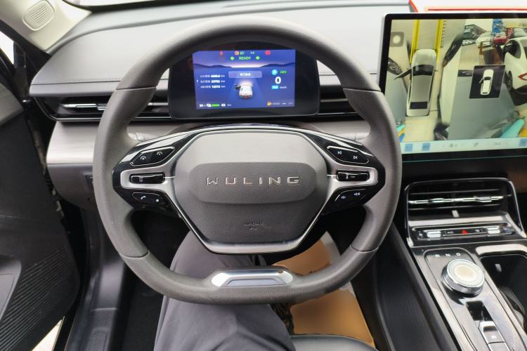 Used Wuling Xingguang 2023 70 Standard Edition
