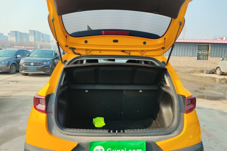 Used Kia kx1 Stonic 2019 1.4L Automatic Fun Edition China VI
