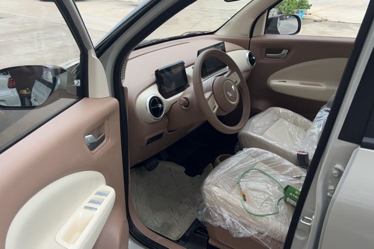 Used Wuling Hongguang MINIEV 2025 Four-Door Version Zhenxiang+ Edition
