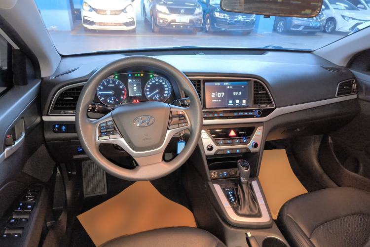 Used Hyundai Elantra 2016 1.6L Automatic ZhiXuan – Elite Version
