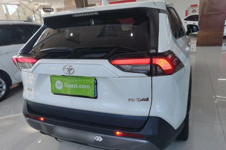 Used Toyota RAV4 2020 2.0L CVT Two-Wheel Drive Fashion Edition