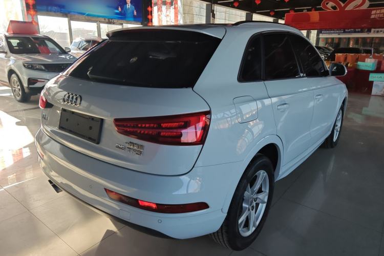 Used Audi Q3 2017 35 TFSI Fashion Model
