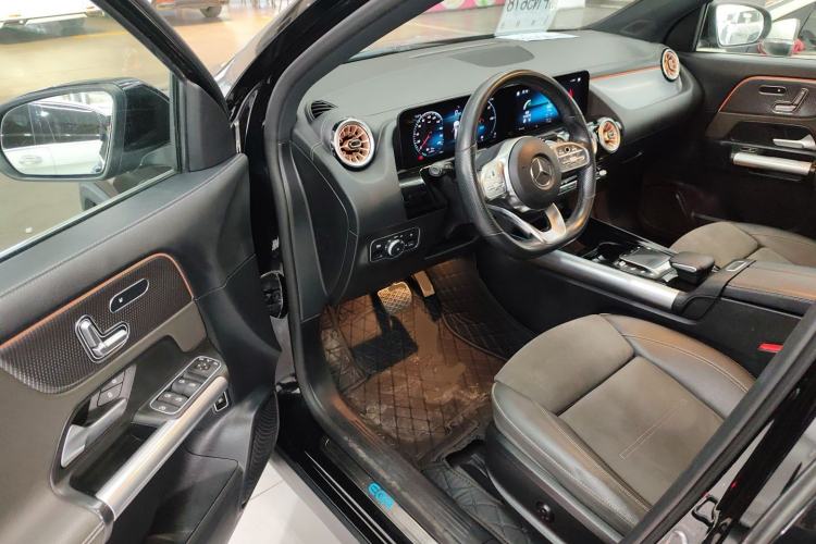 Used Mercedes-Benz EQA 2022 EQA 300 4MATIC Launch Edition
