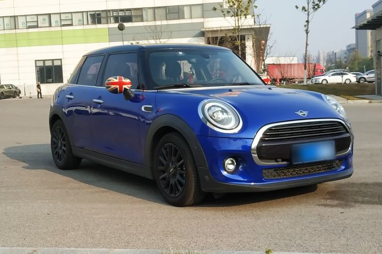 Used  MINI 2019 1.5T COOPER Classic Edition Five-Door Version
