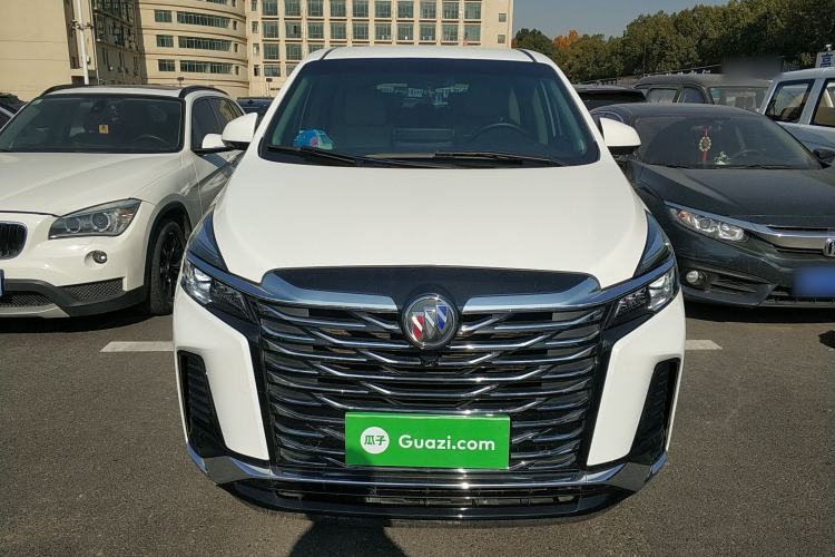 Used Buick GL8 2023 Land Executive Class Comfort Model