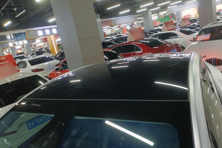 Used Tesla Model Y 2023 Rear-Wheel-Drive Version
