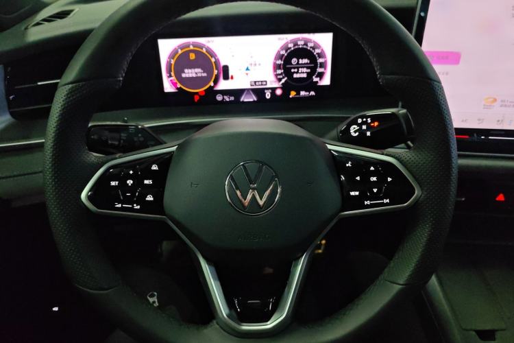 Used Volkswagen Tayron 2025 Tiguan L 380TSI 4Motion Luxury Easy Package
