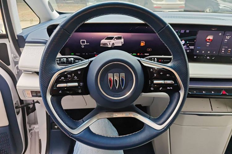 Used Buick GL8 New Energy 2024 Lu Zun Luxury Edition 6-Seater
