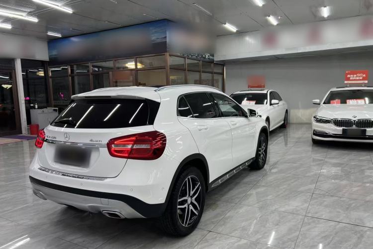 Used Mercedes-Benz GLA 2015 GLA 220 4MATIC Fashion Model