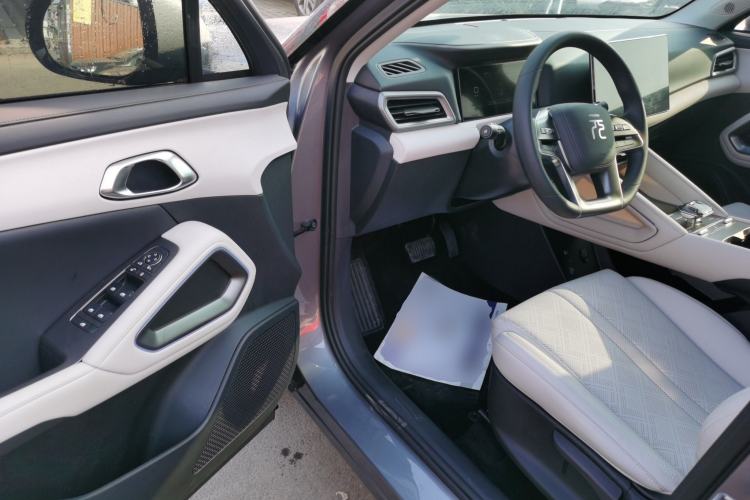 Used BYD Yuan UP 2024 401KM Leading Edition
