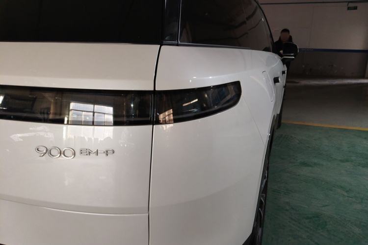 Used Lynk & Co 900 2025 1.5T Ultra
