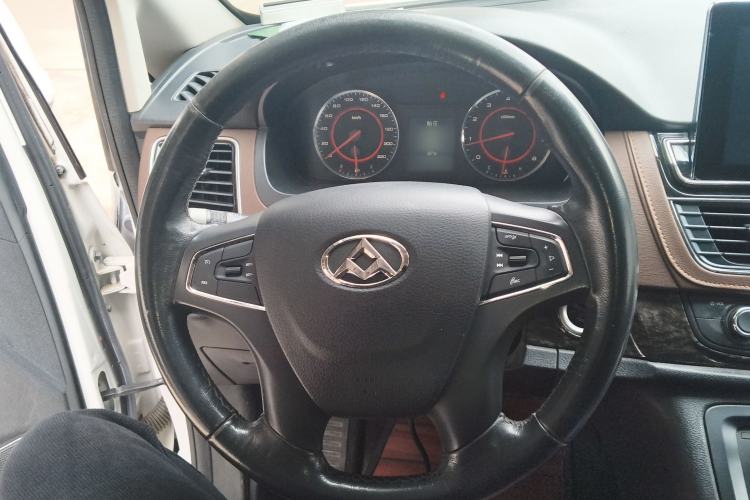 Used SAIC MAXUS G10 2016 2.0T Automatic Luxury Executive Edition