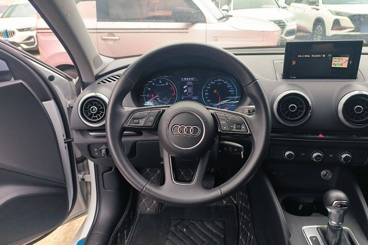 Used Audi A3 2018 30th Anniversary Edition Limousine 35 TFSI Fashion Model
