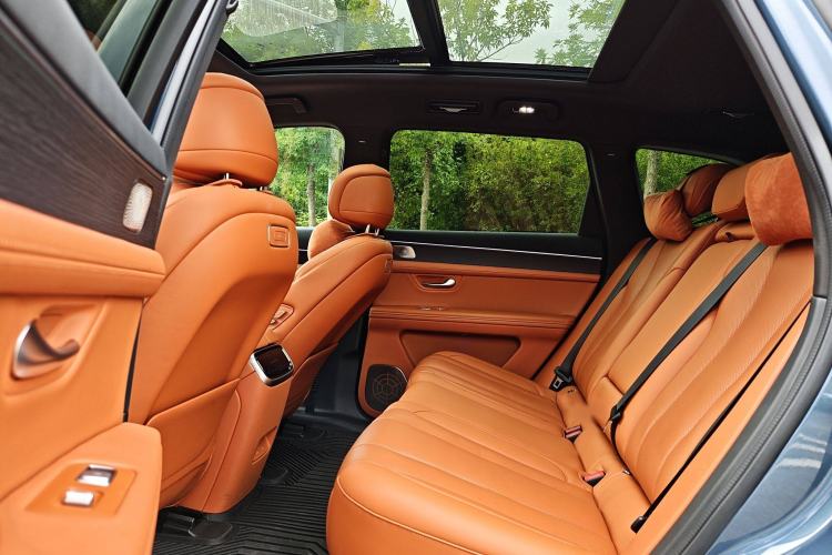 Used Hima AITO M7 2024 1.5T Intelligent Drive 4WD Ultra Version 5 Seats
