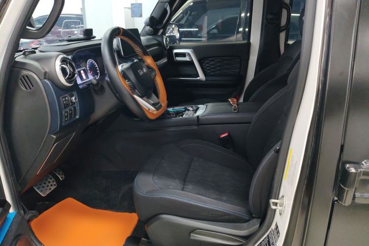 Used  BJ40 2023 2.0D Automatic Four-Wheel Drive Blade Hero Edition Pioneer Type