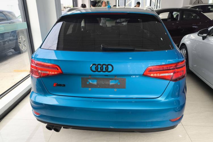 Used Audi A3 2018 30th Anniversary Edition Sportback 35 TFSI Ambition Model
