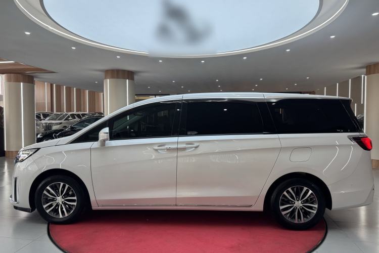 Used Buick GL8 2023 ES Lu Zun Deluxe and Yue Edition
