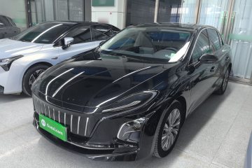 Used Hongqi E-QM5 2022 431 km Charge & Enjoy Edition