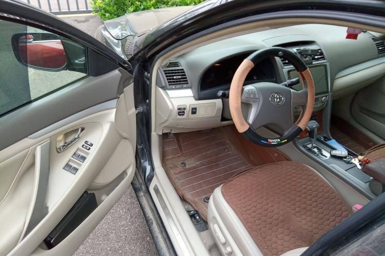 Used Toyota Camry 2013 200G Classic Luxury Edition
