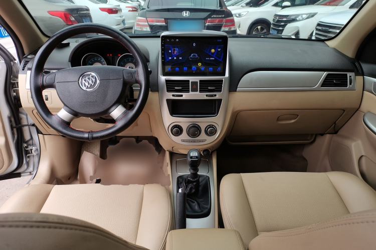 Used Buick Excelle 2013 1.5L Manual Classic Model
