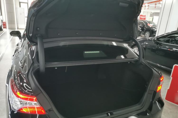 Used Toyota Camry 2018 2.5G Luxury Edition