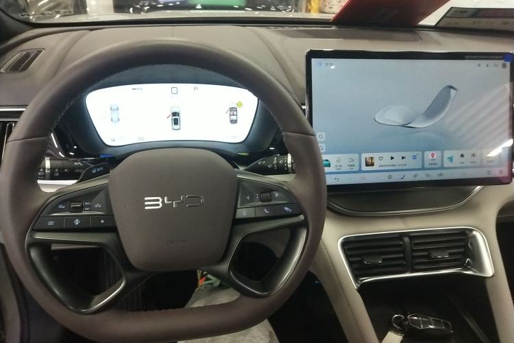 Used BYD Song PLUS New Energy 2025 EV Intelligent Driving Version 520km Premium Model
