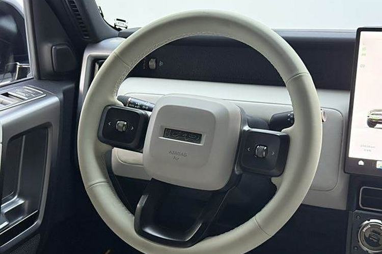 Used  V23 2025 501 Four-Wheel Drive Advanced Version
