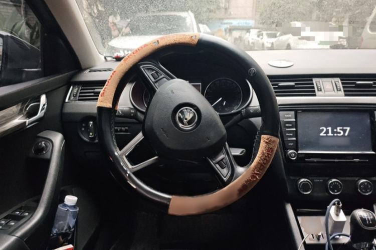 Used Skoda Octavia 2017 1.6L Manual Smart Drive Edition