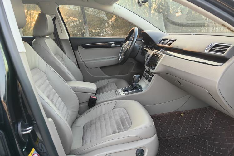 Used Volkswagen Magotan 2015 1.8TSI Luxury Model
