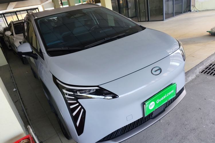 Used AION Y 2023 Younger