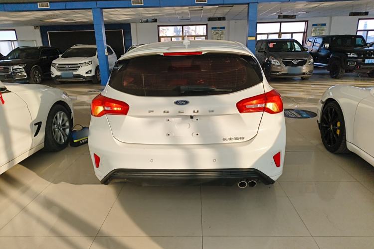 Used Ford Focus 2020 Hatchback 1.5L Automatic Sharp Edition
